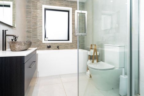 Photo of property in 31 Omahina Street, Raglan, 3225