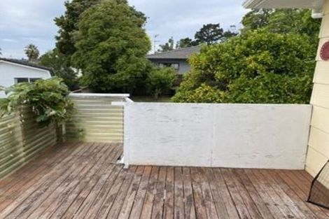 Photo of property in 85a Seaview Road, Glenfield, Auckland, 0629