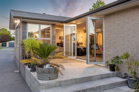 Photo of property in 89 Mooray Avenue, Bishopdale, Christchurch, 8053