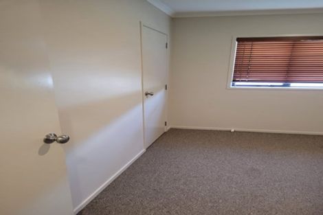 Photo of property in 57b Sabulite Road, Kelston, Auckland, 0602