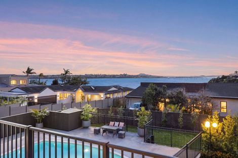 Photo of property in 114 Bramley Drive, Farm Cove, Auckland, 2012