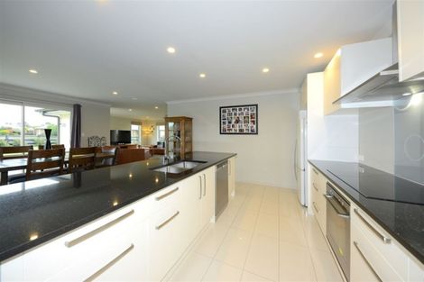 Photo of property in 2 Binyon Place, Rolleston, 7614