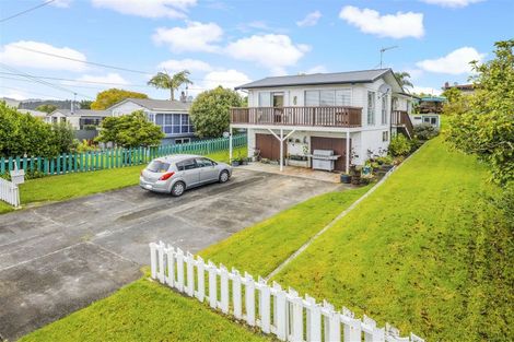 Photo of property in 17 Rembrandt Place, Opaheke, Papakura, 2113
