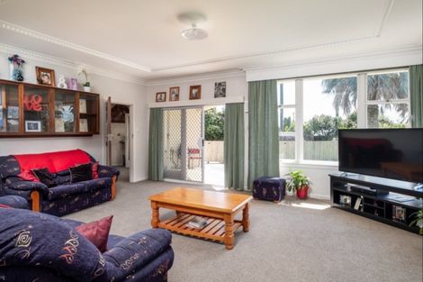 Photo of property in 219 Wainui Road, Kaiti, Gisborne, 4010