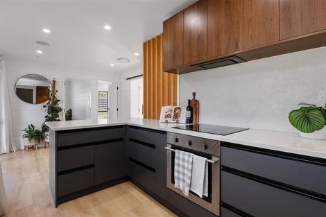 Photo of property in 13 Thelma Place, Lynmore, Rotorua, 3010