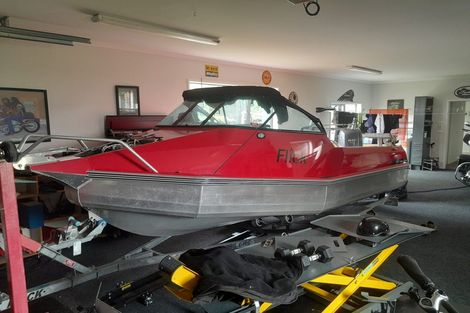 Photo of property in 20 Roseberry Place, Whitianga, 3510