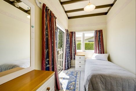 Photo of property in 1209 Caroline Road, Mayfair, Hastings, 4122