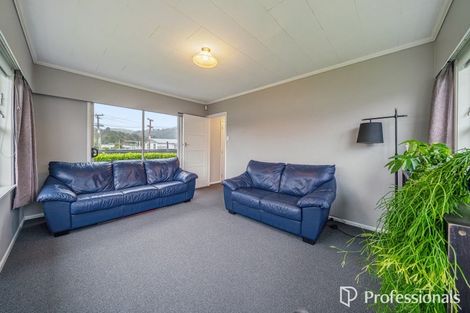 Photo of property in 2 Short Street, Wainuiomata, Lower Hutt, 5014