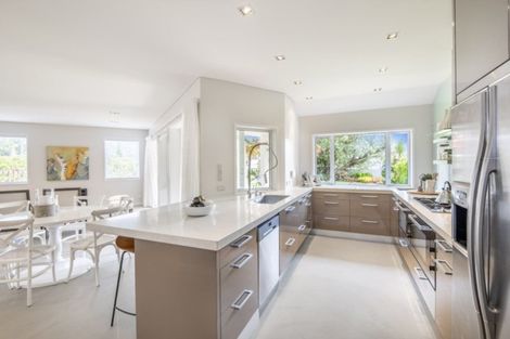 Photo of property in 29a Stanley Point Road, Stanley Point, Auckland, 0624