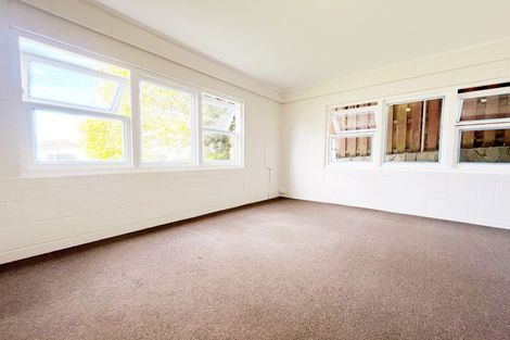 Photo of property in 12 Megan Avenue, Pakuranga Heights, Auckland, 2010