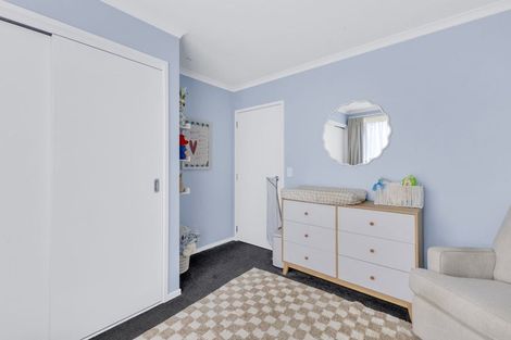 Photo of property in 9 Discovery Place, Marfell, New Plymouth, 4310