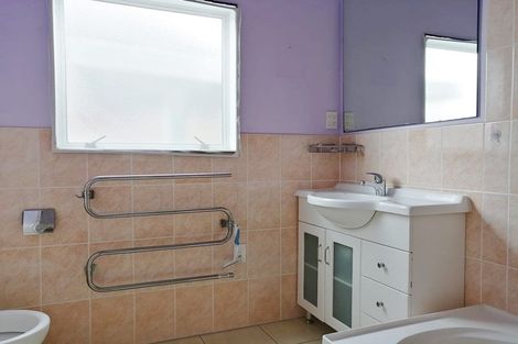 Photo of property in 171a Royal Road, Massey, Auckland, 0614