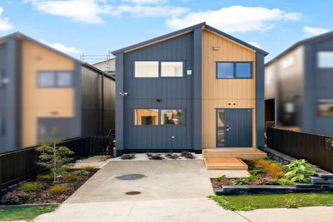 Photo of property in 71 Taukahiwi Road, Pukekohe, 2120