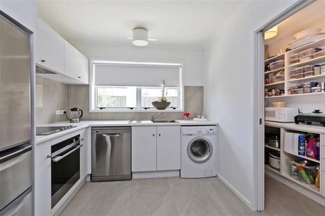 Photo of property in 7 Aparima Place, Awatoto, Napier, 4110