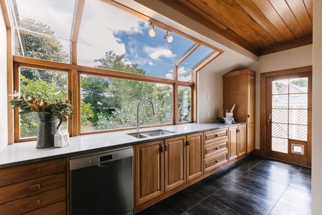 Photo of property in 23 Te Awe Awe Street, Hokowhitu, Palmerston North, 4410