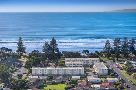 Photo of property in 24/3 Riverside Road, Orewa, 0931