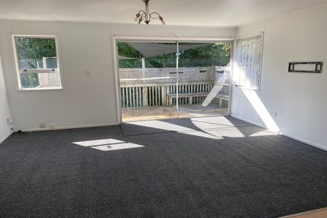 Photo of property in 70 Hellyers Street, Birkdale, Auckland, 0626