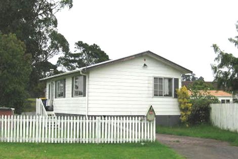 Photo of property in 3 Hamblyn Place, Ranui, Auckland, 0612