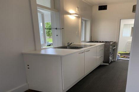 Photo of property in 4 Shoal Bay Road, Devonport, Auckland, 0624