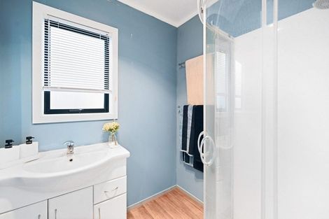 Photo of property in 2 Mabian Crescent, Deanwell, Hamilton, 3206