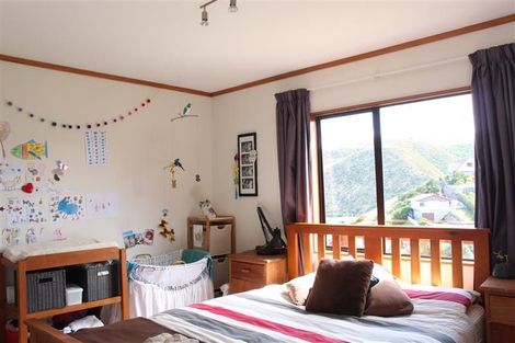 Photo of property in 5a Dennis Way, Island Bay, Wellington, 6023