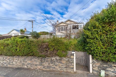 Photo of property in 25 Crosby Street, Mornington, Dunedin, 9011