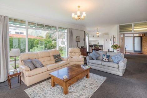 Photo of property in 395 Te Moana Road, Waikanae, 5036