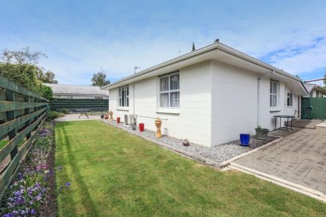 Photo of property in 2/34 Te Aute Road, Havelock North, 4130