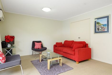 Photo of property in Atlas Apartments, 8/49 Maunganui Road, Mount Maunganui, 3116