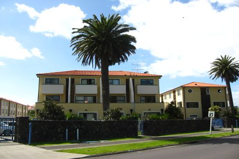 Photo of property in 18/595 Laurie Southwick Parade, Gulf Harbour, Whangaparaoa, 0930