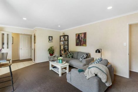Photo of property in 1 Ballybay Road, East Tamaki, Auckland, 2016