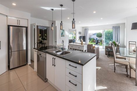 Photo of property in 61 Westpark Drive, Burnside, Christchurch, 8053