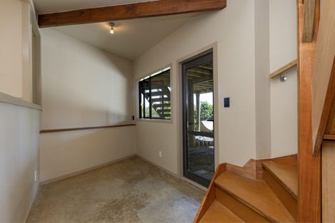 Photo of property in 86 Anawhata Road, Anawhata, New Lynn, 0772