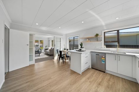 Photo of property in 32 Donnelley Drive, Wainuiomata, Lower Hutt, 5014