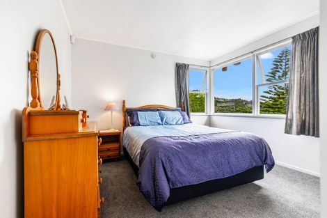 Photo of property in 10 Mcphail Street, Birkdale, Auckland, 0626