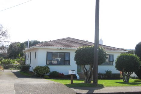 Photo of property in 32 Aubrey Street, New Plymouth, 4310