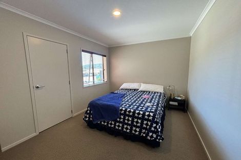Photo of property in 4 Diamond Grove, Brown Owl, Upper Hutt, 5018