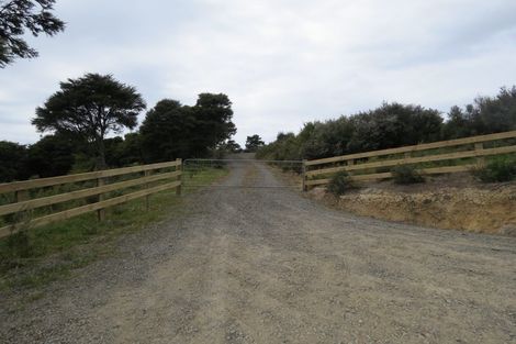 Photo of property in 890 Tuateawa Road, Waikawau, Coromandel, 3584