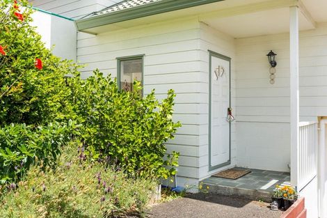 Photo of property in 2/63 Stanley Road, Glenfield, Auckland, 0629