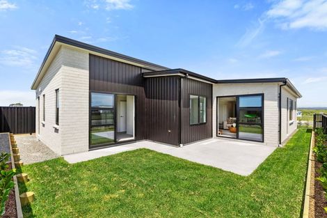 Photo of property in 65 Empire Crescent, Papamoa, 3118