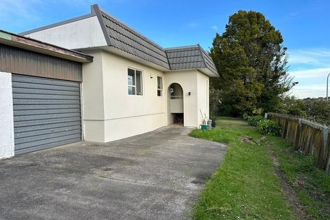 Photo of property in 1/3 Exmouth Road, Northcote, Auckland, 0627