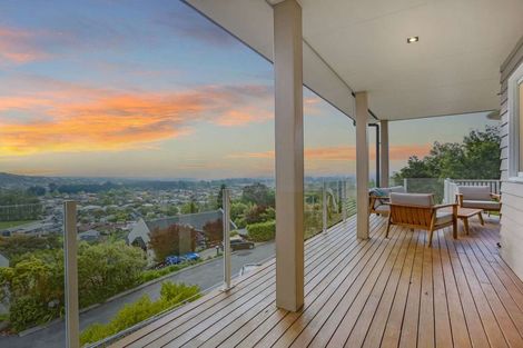 Photo of property in 11 Lucknow Place, Cashmere, Christchurch, 8022