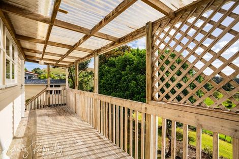 Photo of property in 15 Doctors Hill Road, Maungaturoto, 0520