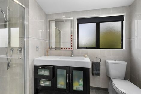 Photo of property in 5 Avonlea Grove, Belmont, Lower Hutt, 5010