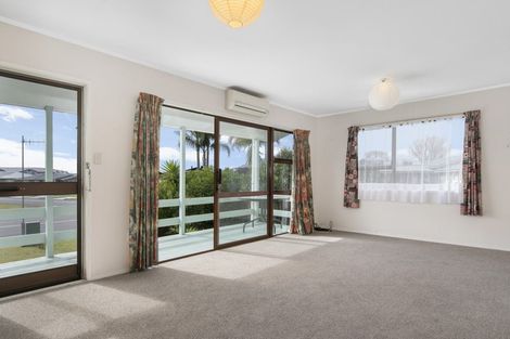 Photo of property in 2 Francis Drive, Katikati, 3129