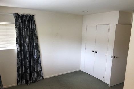 Photo of property in 1/36 Camelot Place, Glenfield, Auckland, 0629