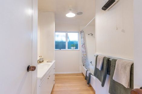 Photo of property in 15 Matipo Terrace, Toi Toi, Nelson, 7010
