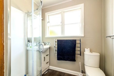 Photo of property in 15 Attlee Crescent, Bryndwr, Christchurch, 8053