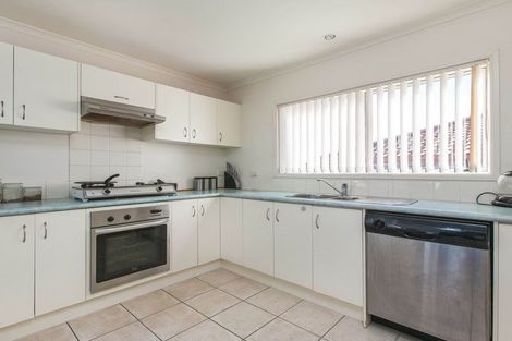 Photo of property in 52 Summerland Drive, Henderson, Auckland, 0612