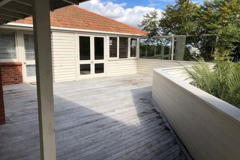 Photo of property in 36 Rewi Street, Torbay, Auckland, 0630